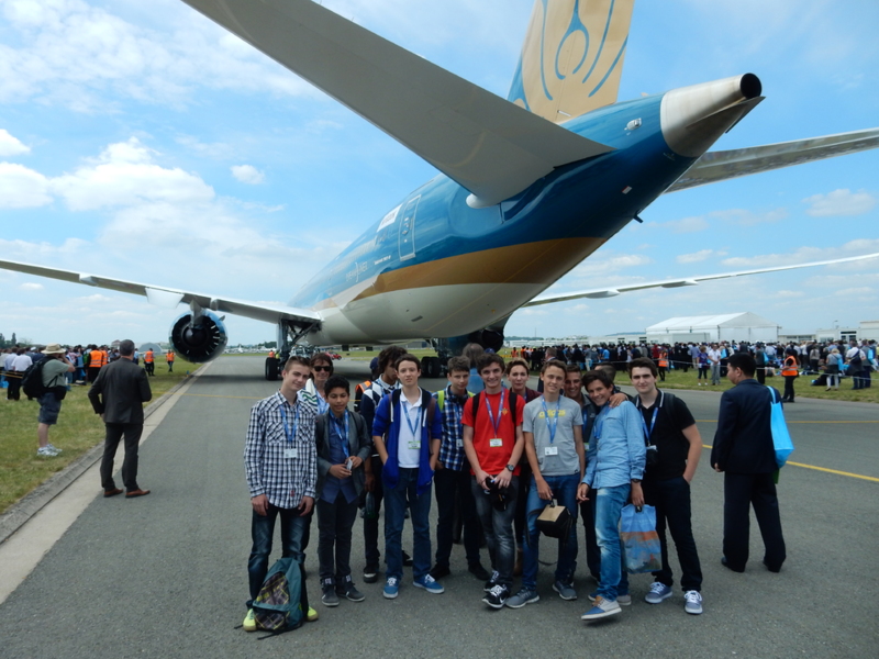 Sous le 787