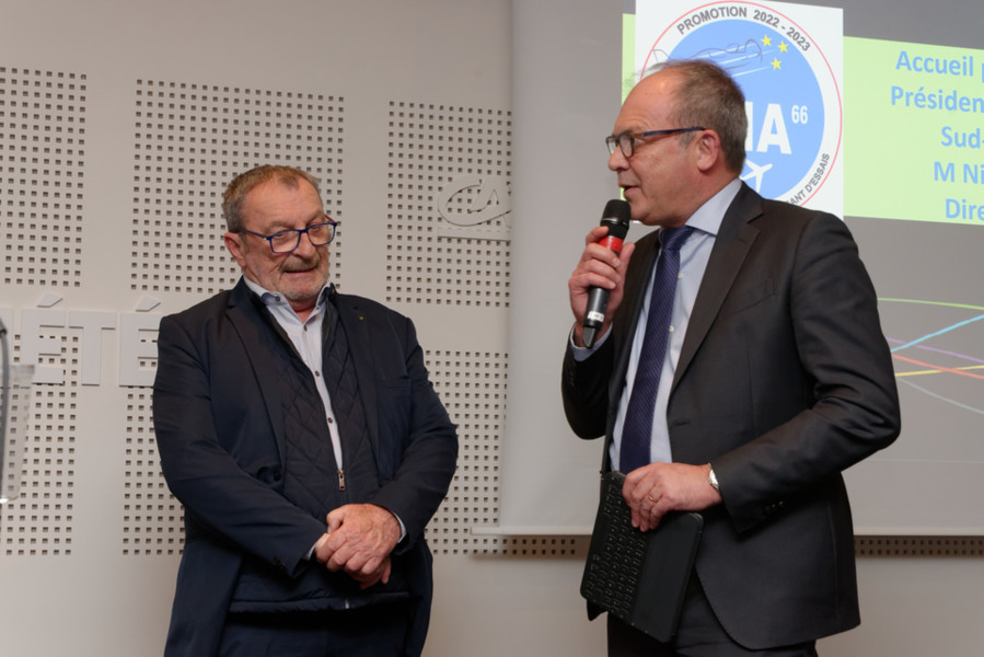 Un Directeur Général du CA...