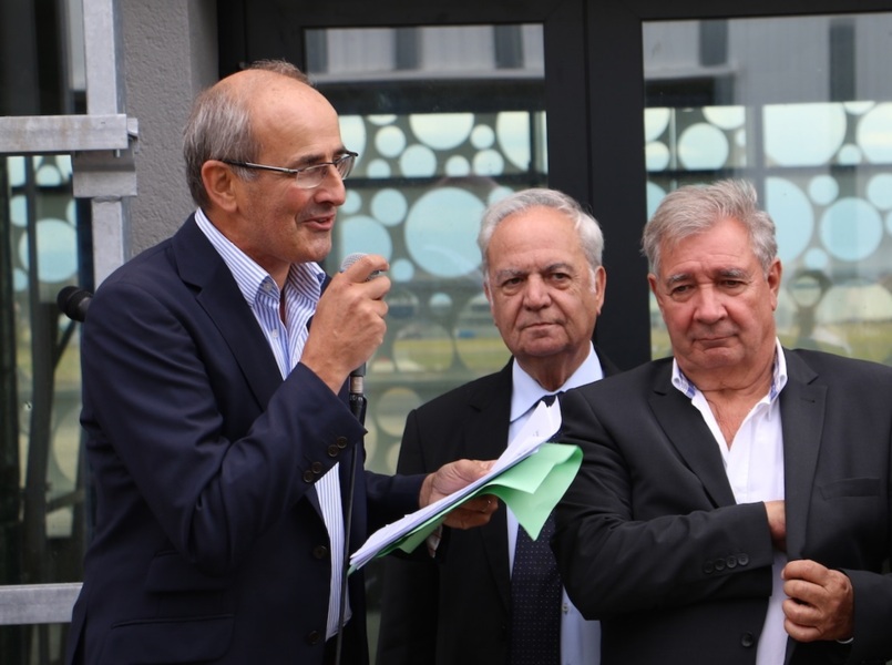Député...